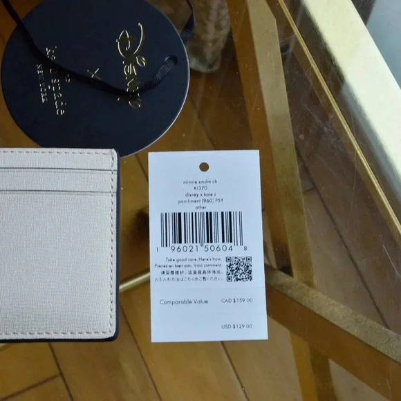 Kate Spade KI370 Disney X Kate Spade New York Minnie Small Slim Card Holder - Picture 3 of 5